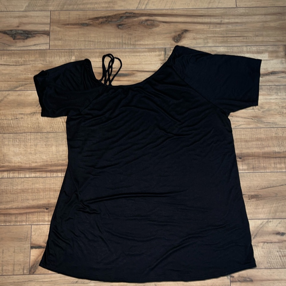 black top - Picture 4 of 4